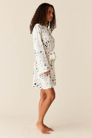 Meadow Cloud Jersey Classic Short Robe in White Stars